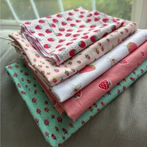 5 Strawberry 🍓 Fabrics